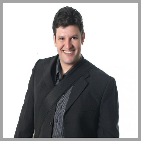 Compositor César Aranda